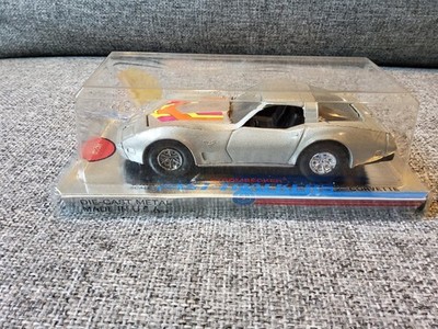 Chevrolet Corvette Silver Fast-Trackers