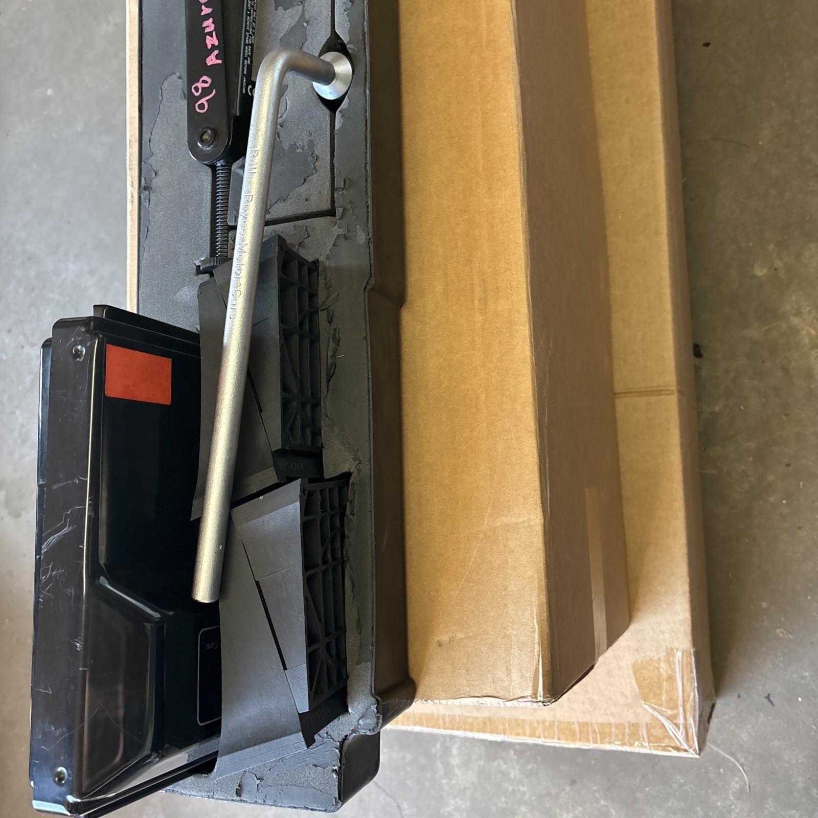 Bentley Azure 1999-2000 Tool kit boxes Set P/N UV11308PA