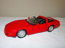 1992 CHEVROLET CORVETTE ZR1 RED 1:18 MAISTO OPENING HOOD DOORS REAR WINDOW
