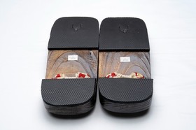 DEAR VANILLA AUTHENTIC JAPANESE YUKATA KIMONO GETA WOOD SANDALS 27cm US SIZE 10