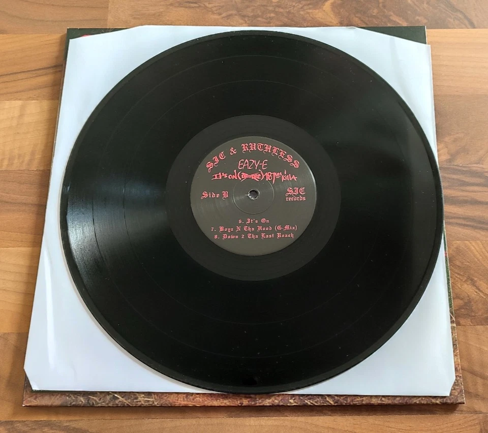 EAZY-E – ITS ON (DR. DRE) 187UM KILLA BLACK VINYL LP Yella Ice Cube Snoop NWA - Bild 4 von 4