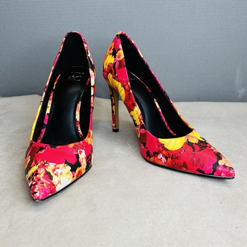 New York & Co Damenschuhe Lackleder Stiletto 9M Blumenmuster spitz zulaufend neu - Bild 3 von 9