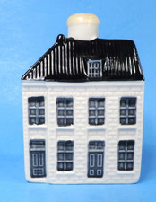 KLM # 106 COLLECTIBLE DUTCH HOUSE (POTTERY) NO DAMAGE EMPTY