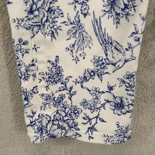 Talbots Womens Size 4 Mid Rise Ankle Jean With Pockets White Blue Floral - Picture 9 of 9