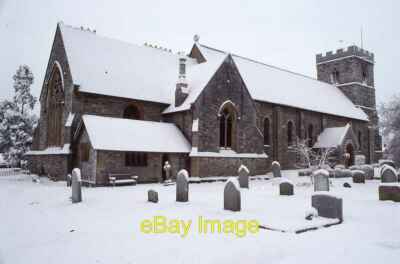 Twyning Kirche im Schnee Dezember 1981 brachte harte Fröste und sn um 1981