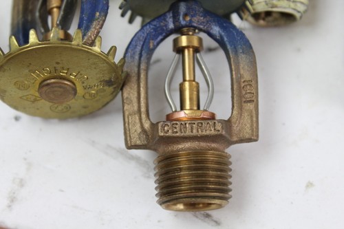 Lot of 25 Vintage Sprinkler Head Pendant, Model 804A Made By Central upright - Picture 10 of 13
