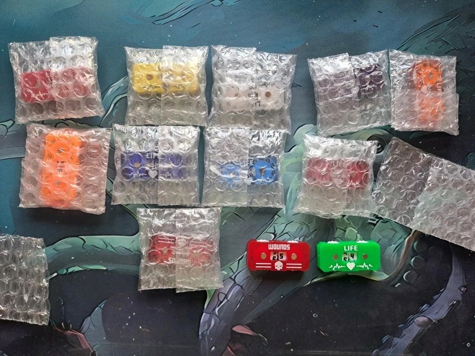 9 x Dragon Shield Sleeves Matte + Lifecounter - Bild 2 von 2