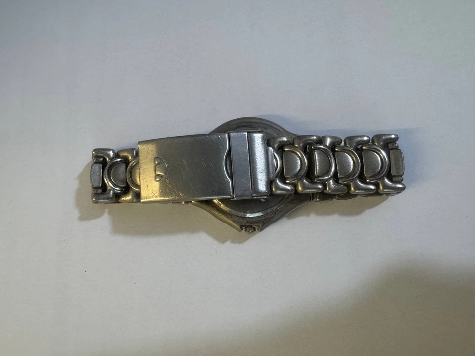 Мужские кварцевые часы Ellesse — циферблат Blue Wave — браслет из нержавеющей стали - Изображение 4 из 4