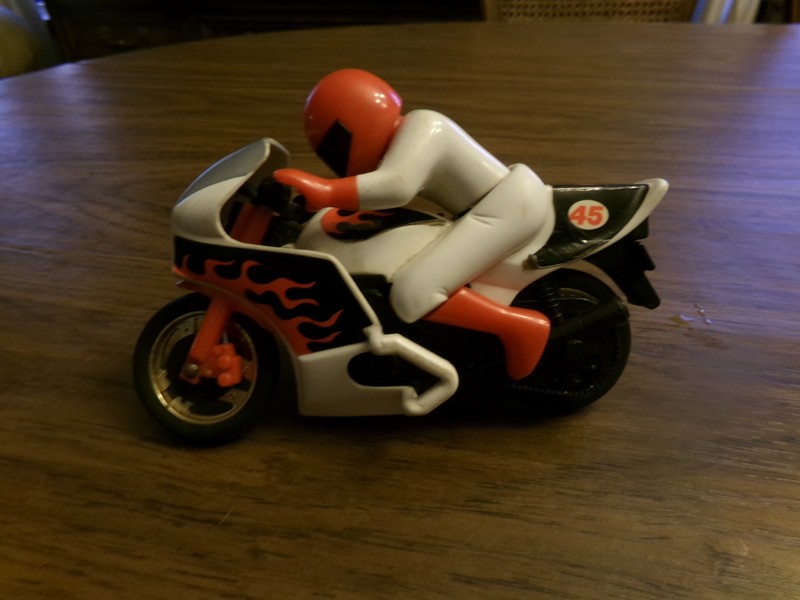 Vintage 1985 Tonka Plastic 6-Inch Toy Motorcycle With Rider