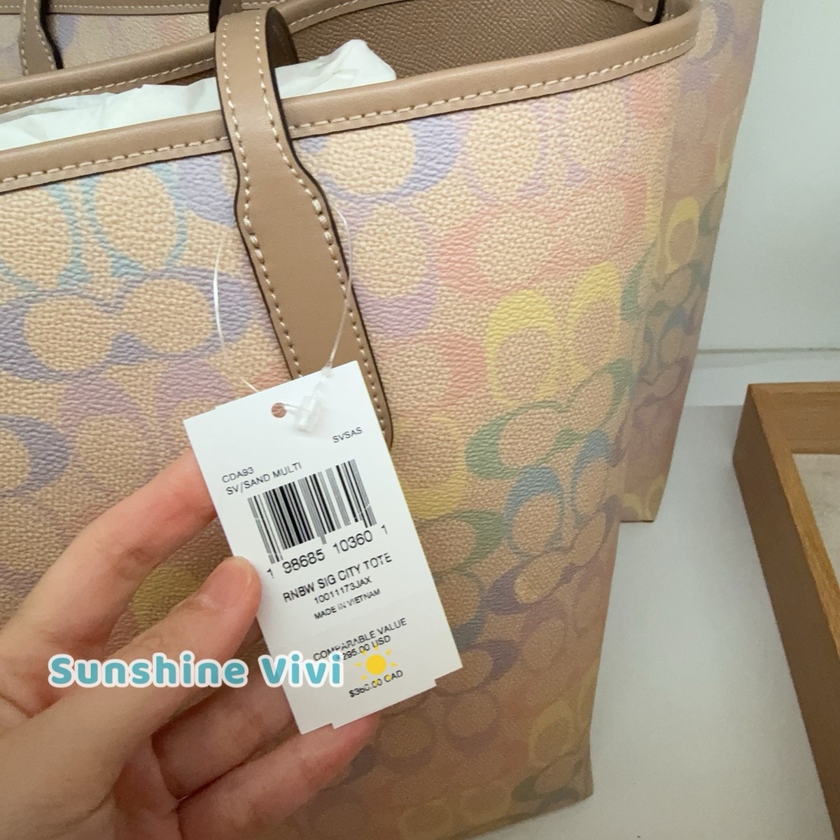 NWT Coach City Tote Bag In Rainbow Signature Canvas CDA93 Sand 