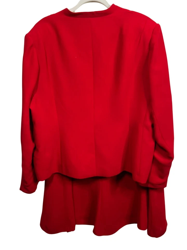 Night Studio Plus 22W Rojo 3 Piezas Falda Traje Conjunto Blazer Tanque Madre Novia Iglesia Foto 2 de 4