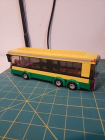 LEGO CITY: Bus Station (60154)