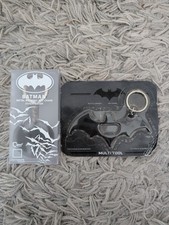 Batman Batwing Keychain & Batman Multitool (N...