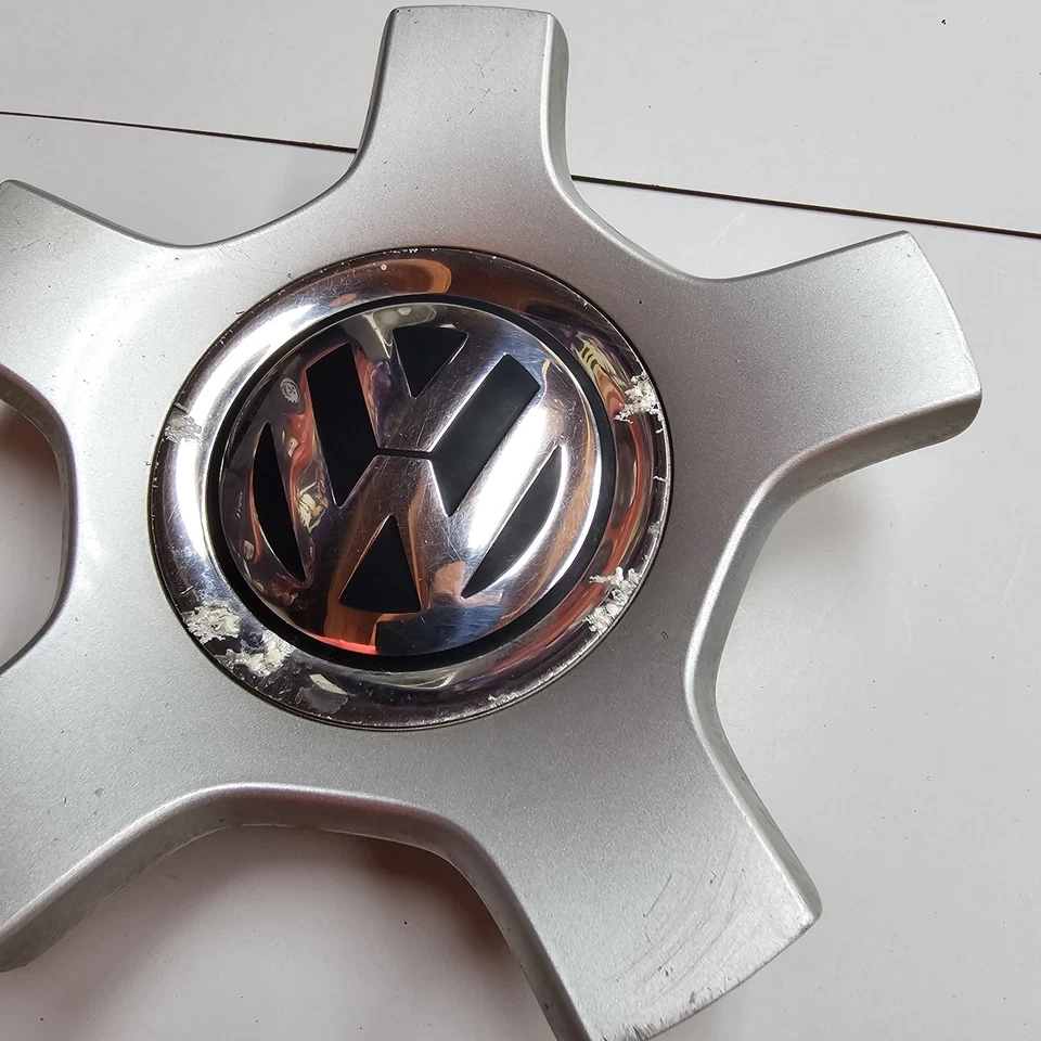 #c 二手 2008 2009 年大众 GTI R32 兔子原始设备制造商中心盖 3C0-601-149-R-8Z8 — 第 3/4 张图片