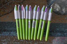 1 Stylo Bic 4 couleurs MADE IN FRANCE vert bleu rose violet Fabriqué en France