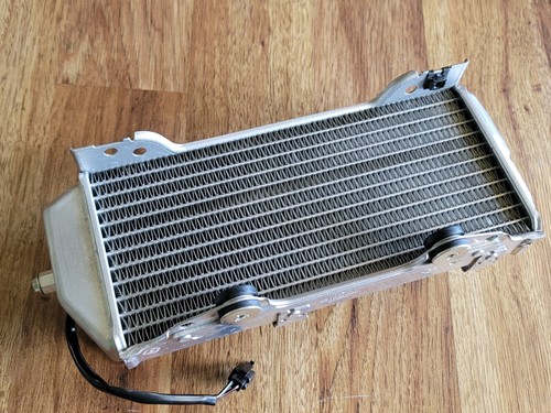 New 2022 Suzuki DRZ400SM Left Radiator DRZ400S DR-Z400 SM S SuperMoto OEM 05-22 - Picture 12 of 12