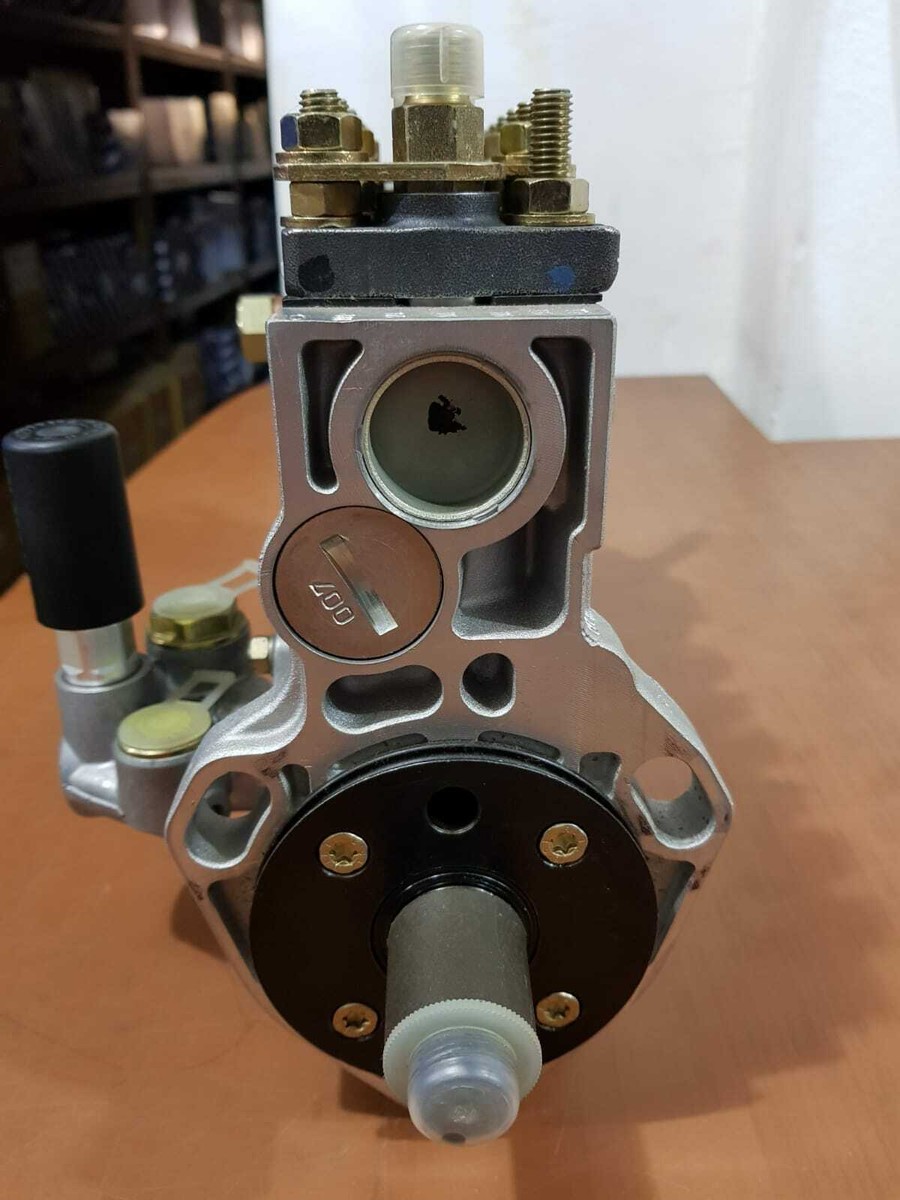 New Bosch Fuel Injection Pump 0403476054 for Mercedes Unimog - A 