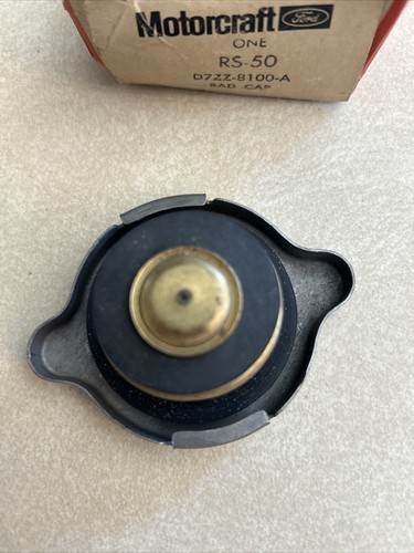 NOS 1979 1986 FOX BODY MUSTANG GT 13 LB CORRECT STYLE RADIATOR CAP E2DZ-8100-A - Picture 3 of 11