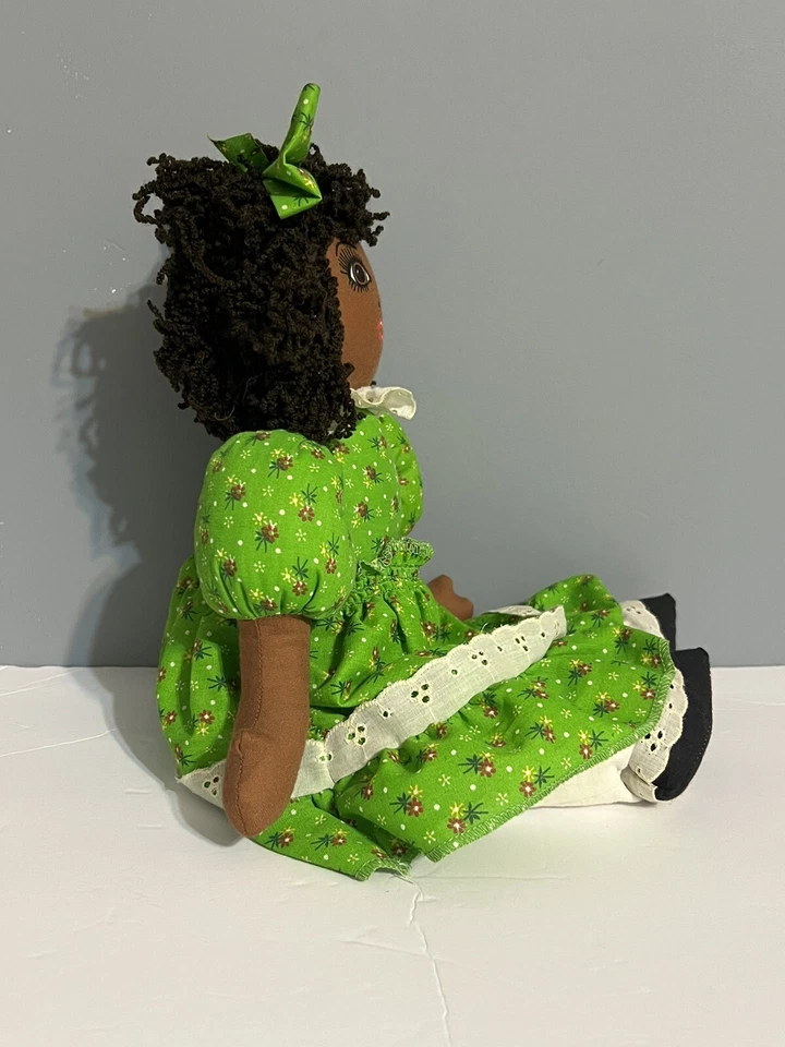 "Muñeca de trapo Calico Critters de colección cuidador de estante 15"" afroamericana" Foto 2 de 4