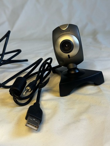Cámara web USB Trust Primo usada con micrófono - Ideal para Skype y zoom - Con caja - Imagen 5 de 5