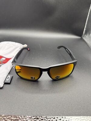Oakley TB BUCS Holbrook Matte Black Prizm Ruby Lenses oo9102-T155