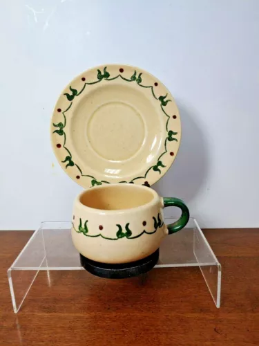 VINTAGE HOMESTEAD PROVENCIAL FLAT CUP & SAUCER SET METLOX POPPYTRAIL 