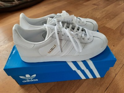 white adidas gazelle womens