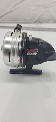 ダイワ　Daiwa　9300c Vintage - Daiwa 9300C - Spin Casting Fishing Reel Right