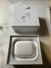 Apple AirPods Pro 3 w/ MagSafe Case (Excellen...