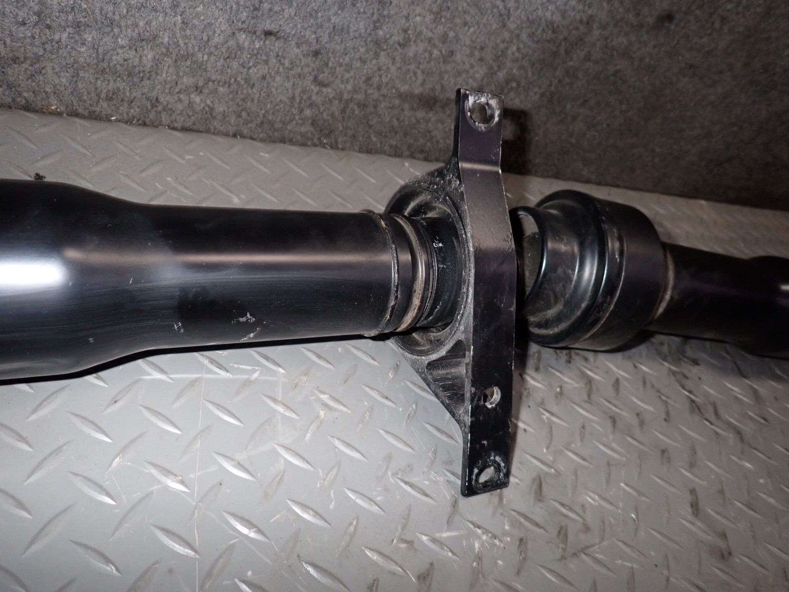 Maserati Quattroporte S Q4 2017-2021 Rear Driveshaft