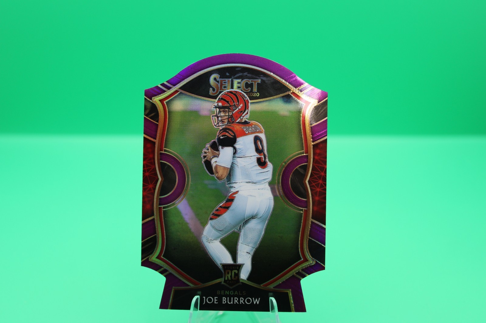 2020 Panini Select - Premier Level Joe Burrow #146 Purple Prizm Die-Cut (RC)