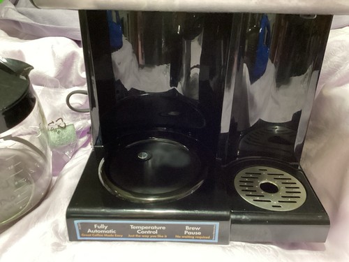 Cuisinart Plus 12-Cup Hot Water Coffee Maker Black/Stainless With Filters - Picture 8 of 12
