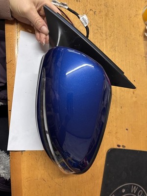 MERCEDES GLB  2025  WING MIRROR Passenger left SIDE  BLUE A0998108300