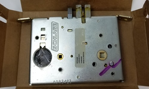 Schlage L9050LBLB LLL RH Office Mortise Lockset Lock Body 1 3/4 DR NEW - Picture 8 of 9