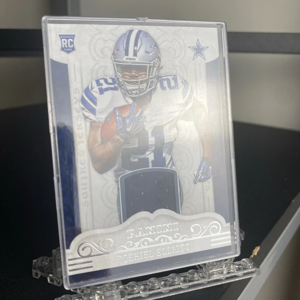 Ezekiel Elliot 2016 Panini - Squires Jerseys #4 ( RC) - Cowboys - Image 3 of 4