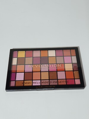 Revolution Maxi Reloaded Lidchatten Big Big Love Palette