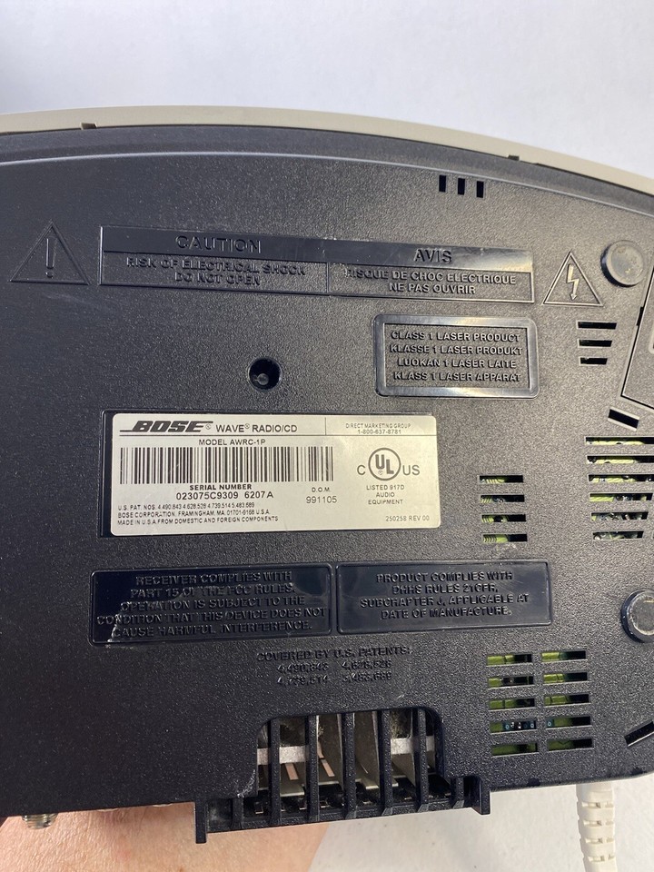 Bose Wave Radio CD Alarm Clock Remote Music Audio System AWRC1P AM/FM