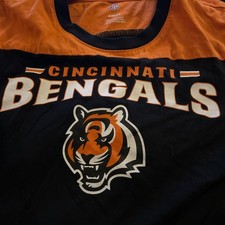 NFL Boys Short Sleeve Tee-Black-Small 8 Cincinnati Bengals Excellent