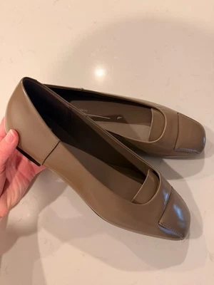 ECCO Margot Women's Leather Ballerina Flat Sz 10/10.5 120 - Image 1 of 3