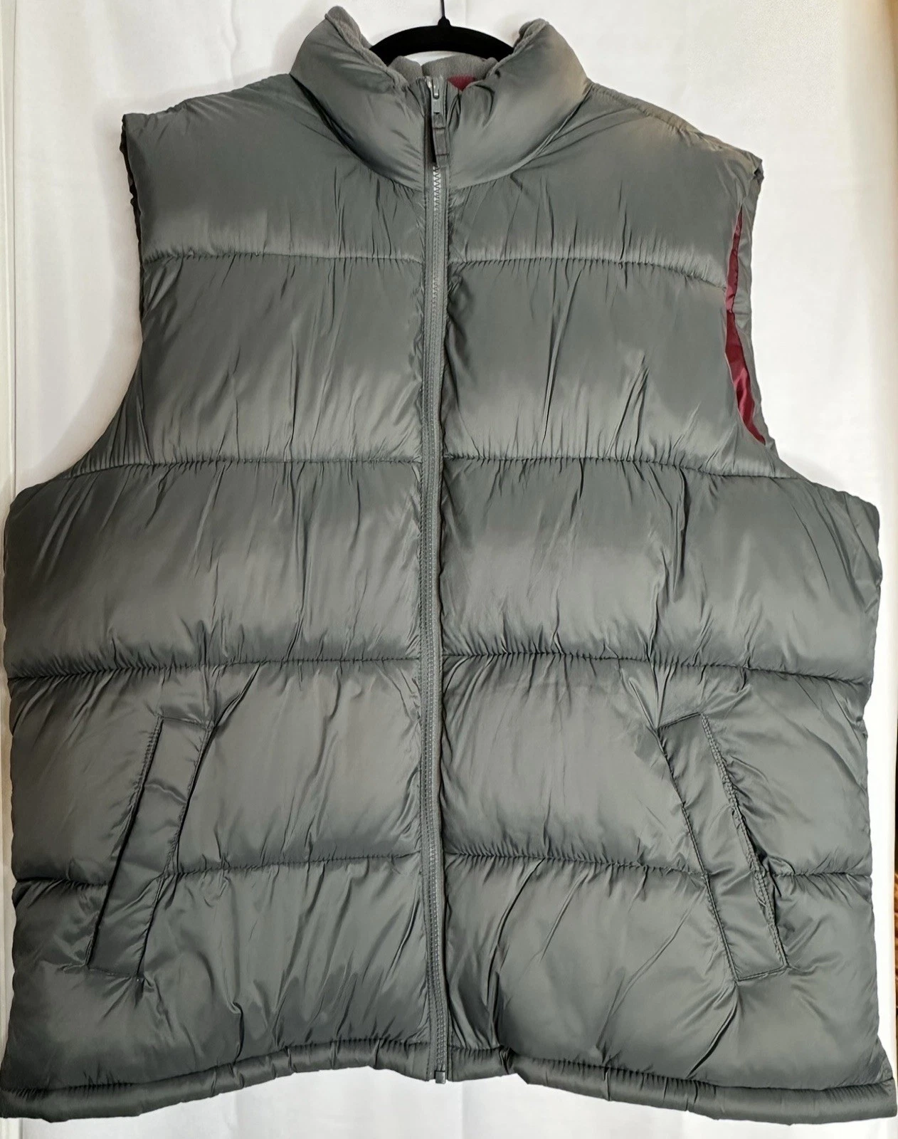 Old Navy Puffer Vest Jacket Men's Size XXL Gray Hiking Outdoors Camping Camp
