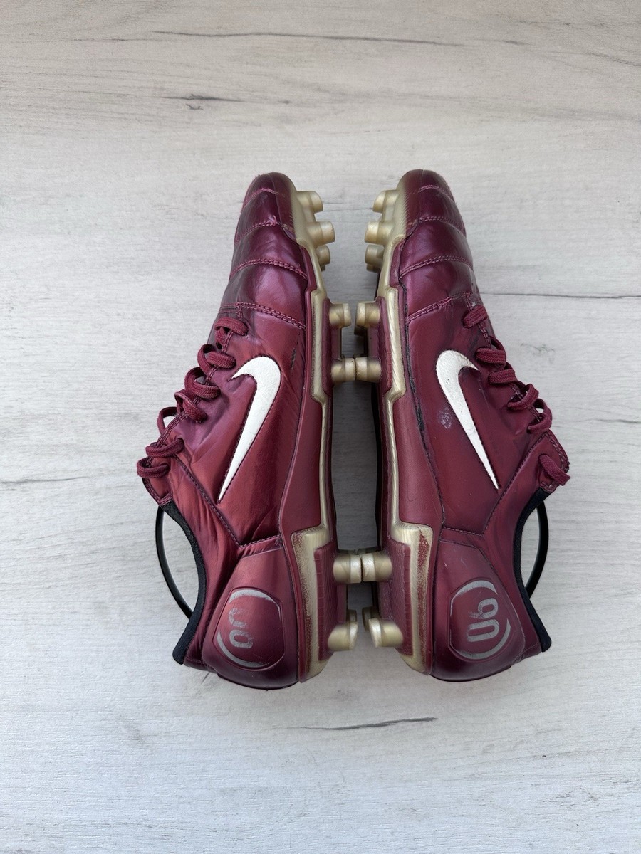 burgundy nike soccer cleats