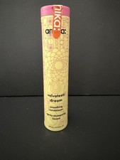 Amika Velveteen Dream Anti-Frizz Smoothing Conditioner 9.2 oz. Brand new.