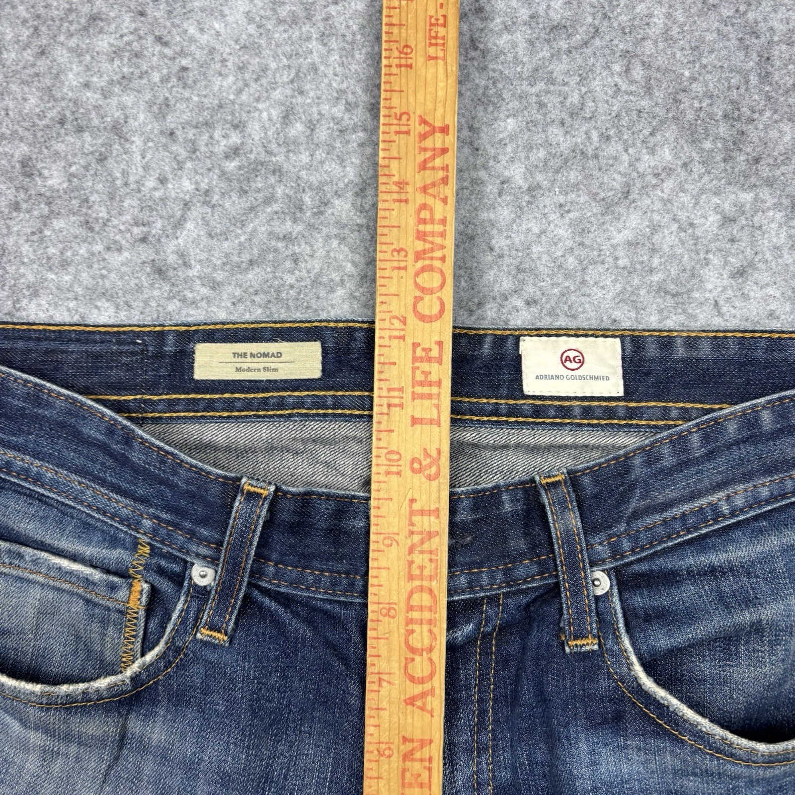 AG Adriano Goldschmied The Nomad Modern Slim Fit Denim Jeans Mens 32x33 Blue thumbnail 4