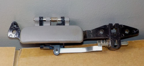 1998 Chevy S-10 Pick-Up Glove Box Latch Handle Assembly - Gray