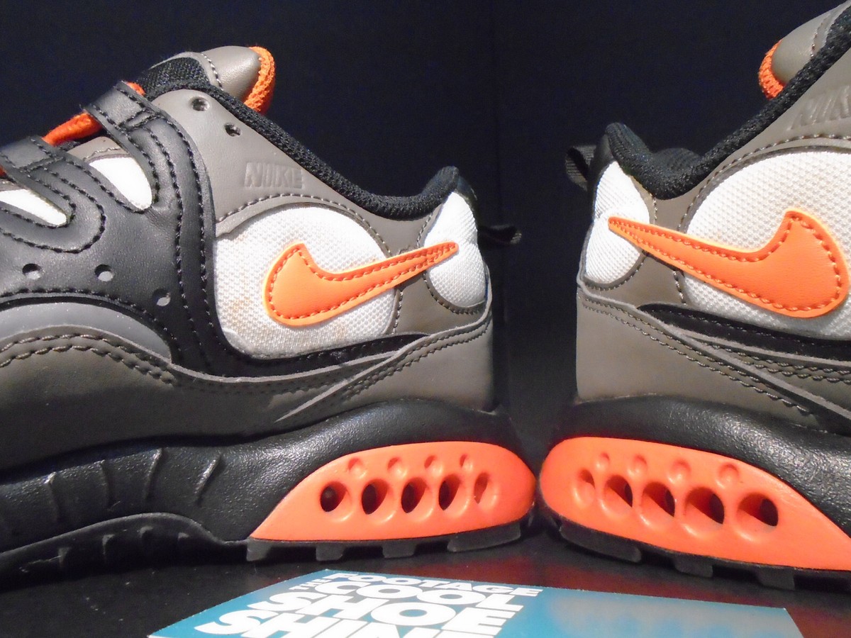NIKE AIR TERRA HUMARA '18 ACG OLIVE GREY GREEN ORANGE BLACK WHITE