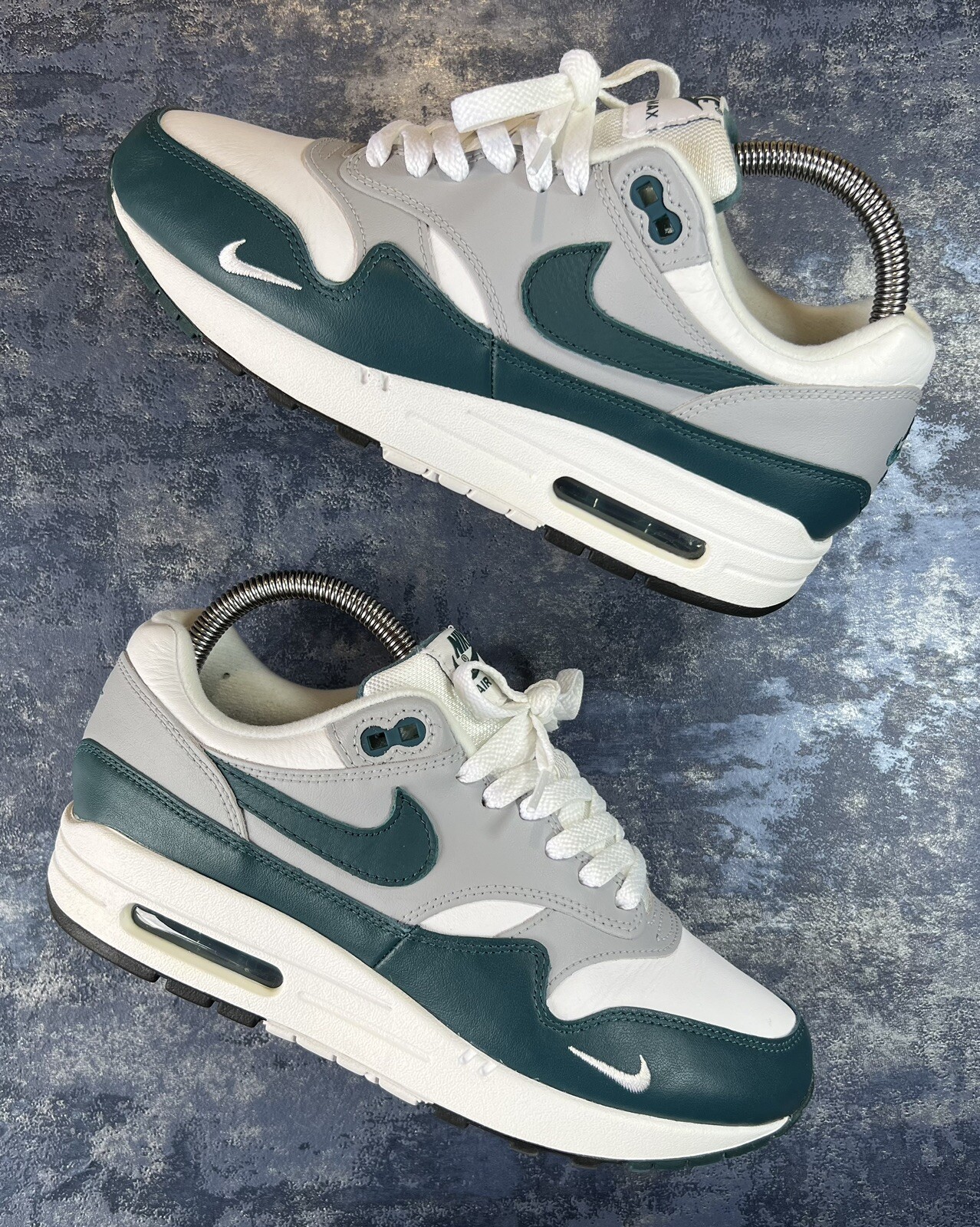 air max lv8 green