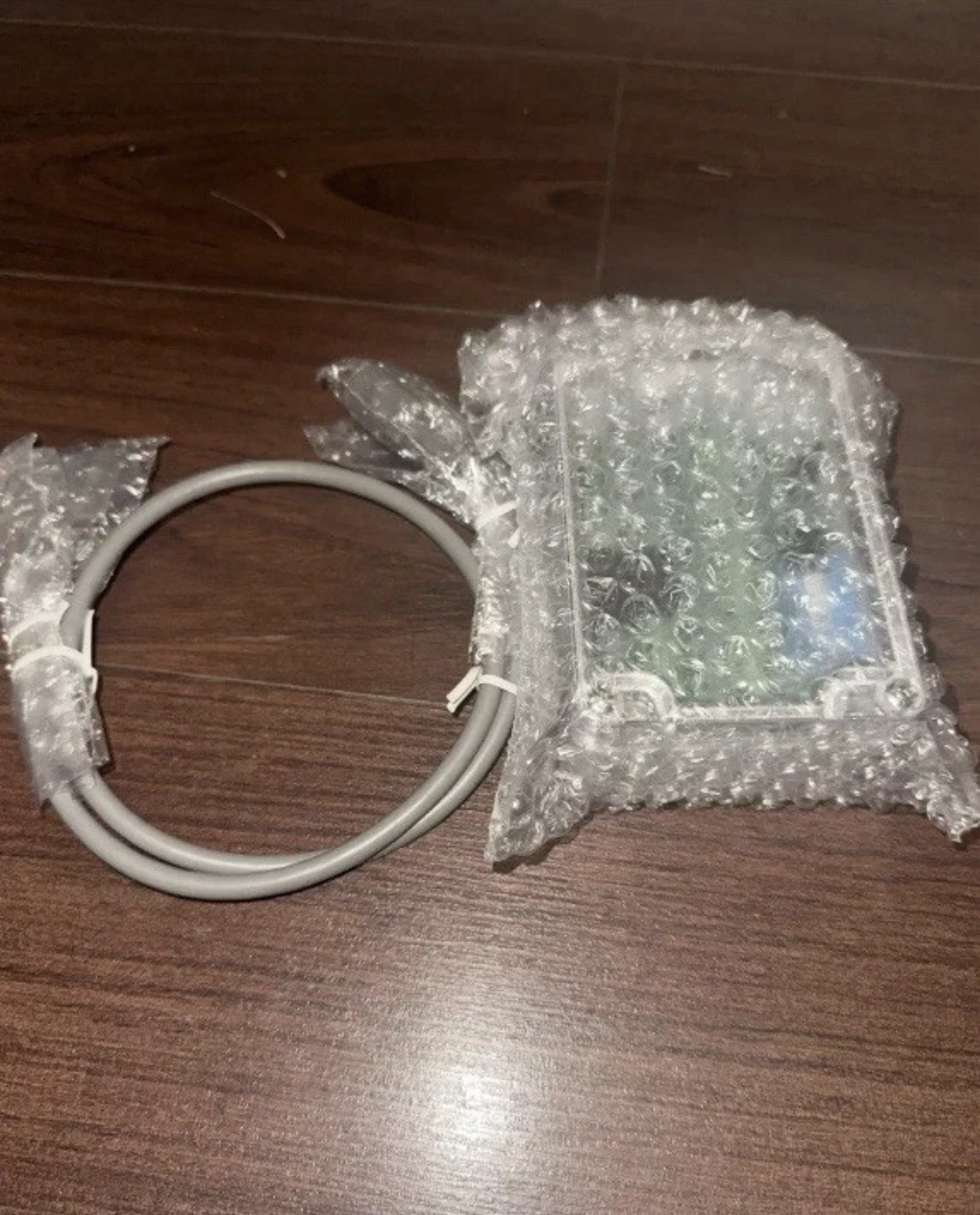 IMPINJ, SPEEDWAY REVOLUTION GPIO BOX W/ CONNECTOR CABLE, DOES NOT INCLUDE POWER