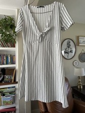 Zara Striped Women’s Short Sleeve Dress Size Small Lightweight Knotted Front 