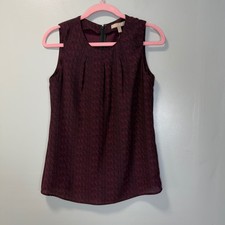 Banana Republic Sleeveless Pleated Neck Blouse Maroon Zig Zag Print Size 2