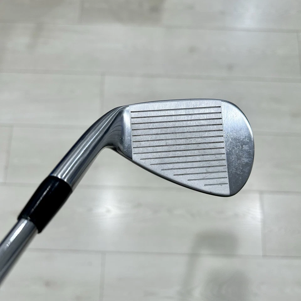Titleist T200 Pitching Wedge 43° RH Dynamic Gold 105 S300 Stiff Flex Steel Shaft - Image 3 of 4